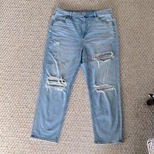 Distressed American Eagle Mom Jeans
